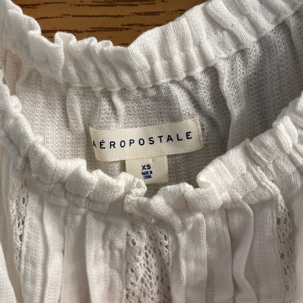 Aeropostale white long sleeve crop top.. - Picture 2 of 7